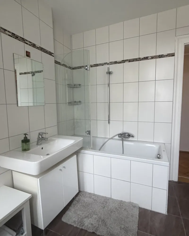 3 Zimmer Wohnung mit 120 m² in München – Bild 4