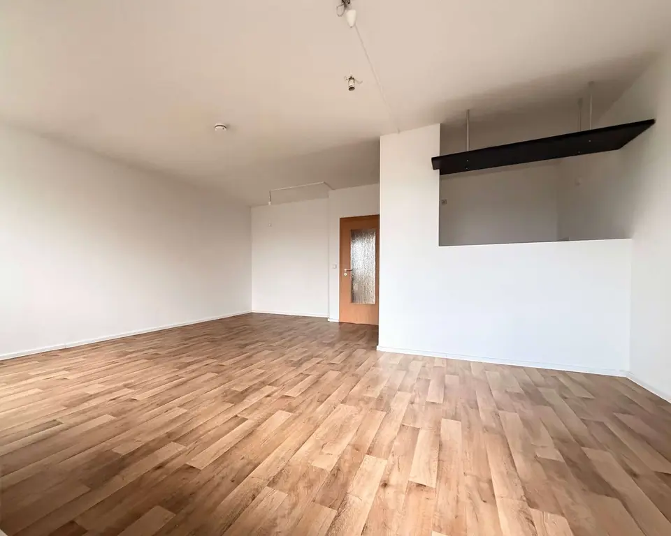 2 Zimmer Wohnung mit 56 m² in Plauen – Bild 7