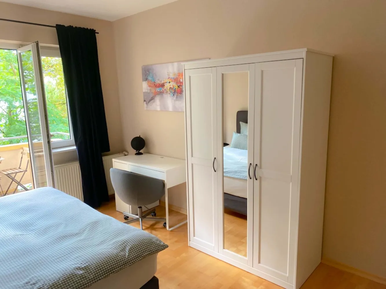 Shared room with 25 m² in Frankfurt am Main – Photo 2