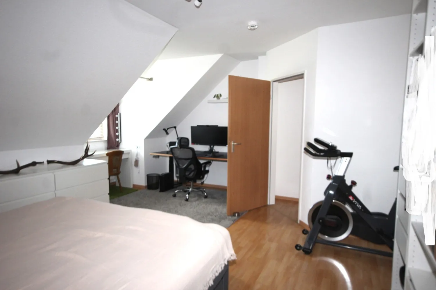 2 Zimmer Wohnung mit 66 m² in Düsseldorf – Bild 5