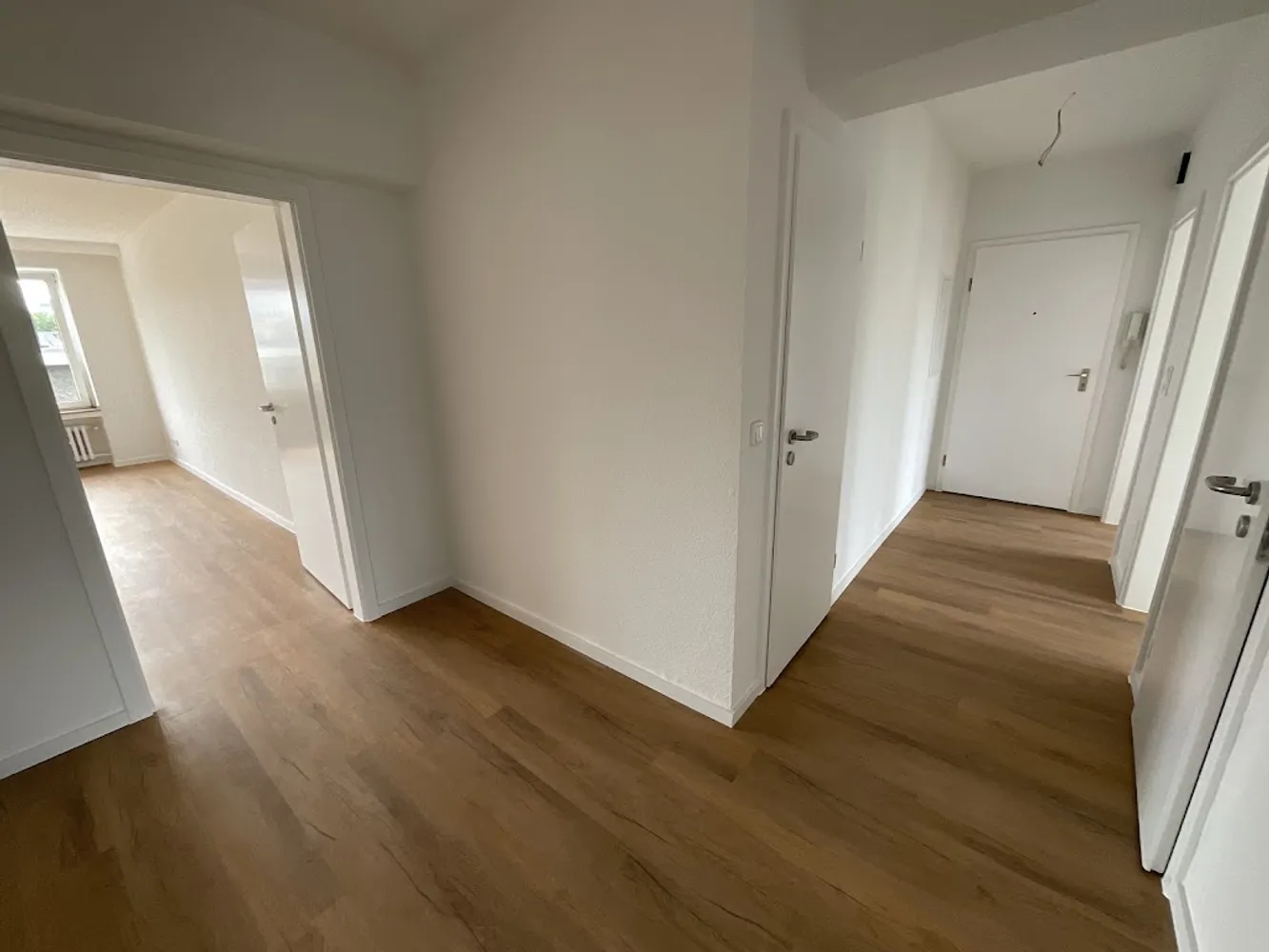3 Zimmer Wohnung mit 95 m² in Düsseldorf – Bild 2