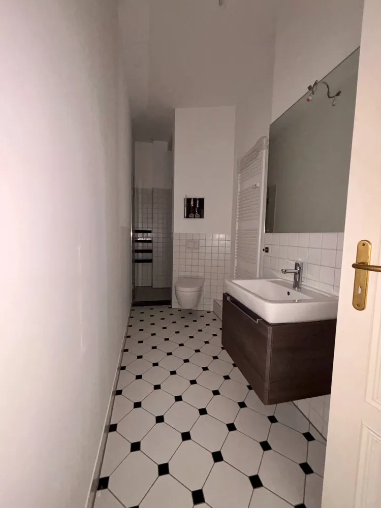 3 Zimmer Wohnung mit 125 m² in Halle (Saale) – Bild 2