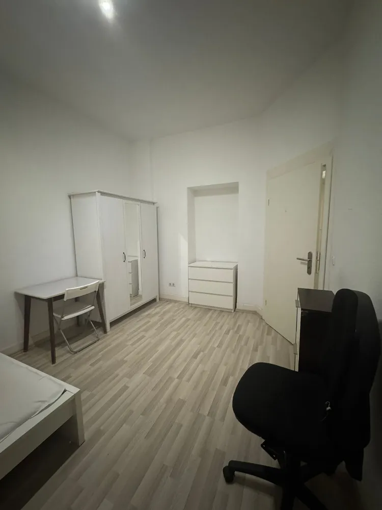 1 Zimmer Wohnung mit 14 m² in Frankfurt am Main – Bild 1