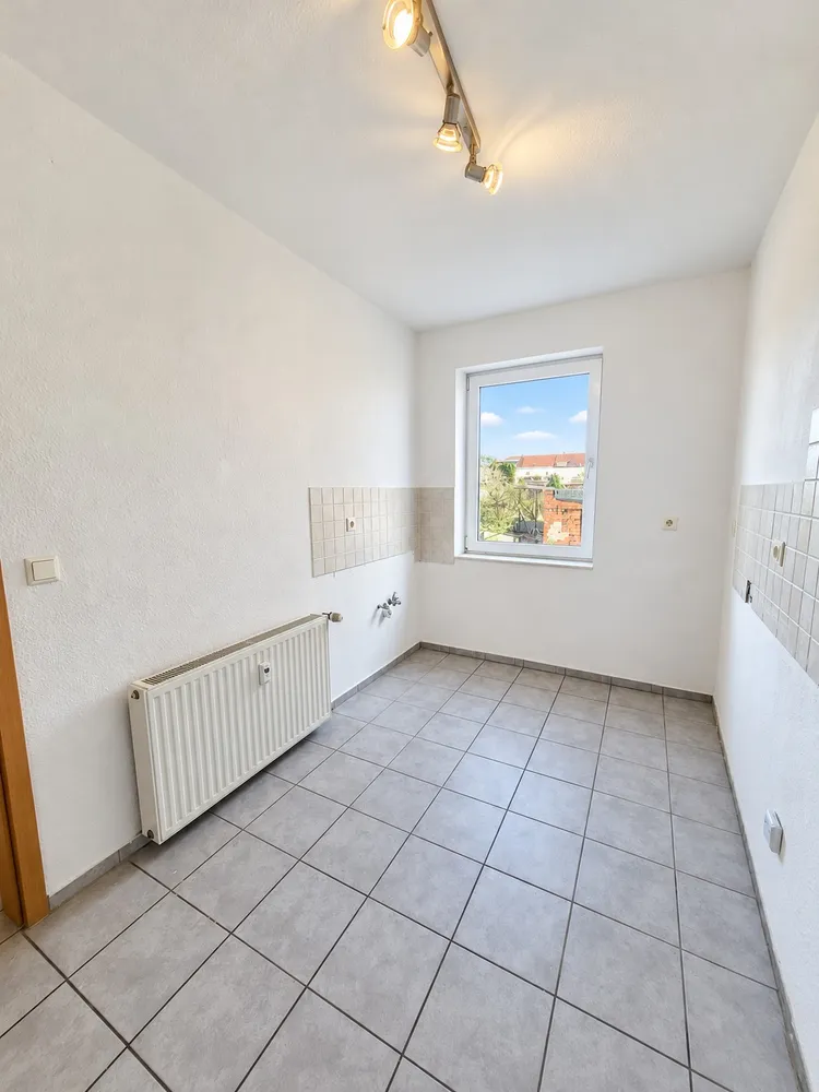 4 Zimmer Wohnung mit 74 m² in Aschersleben – Bild 1