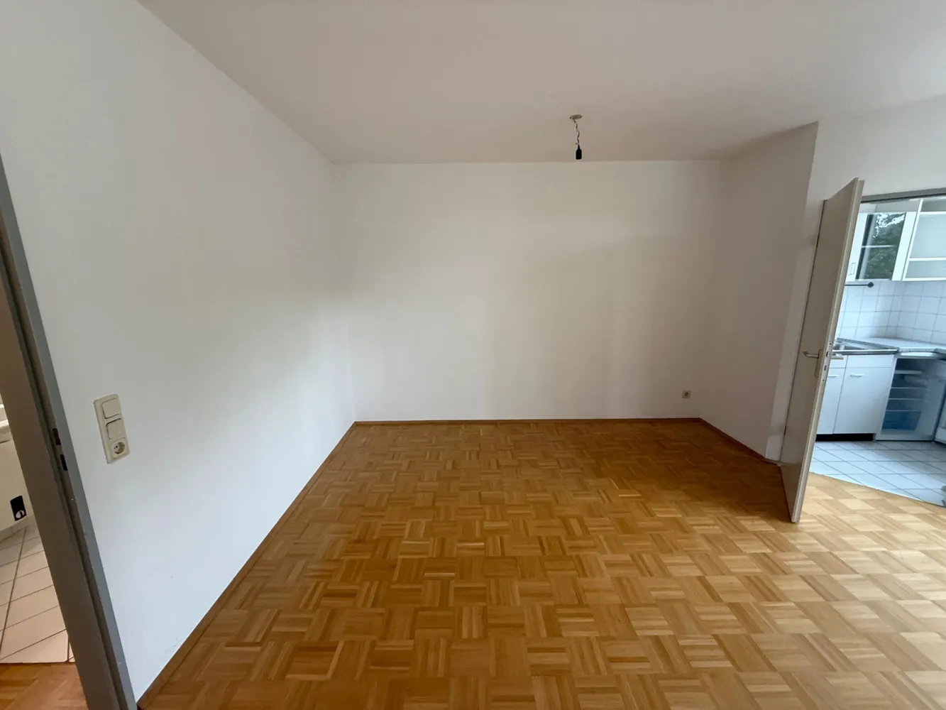 1 room apartment with 27 m² in Cologne – Photo 10