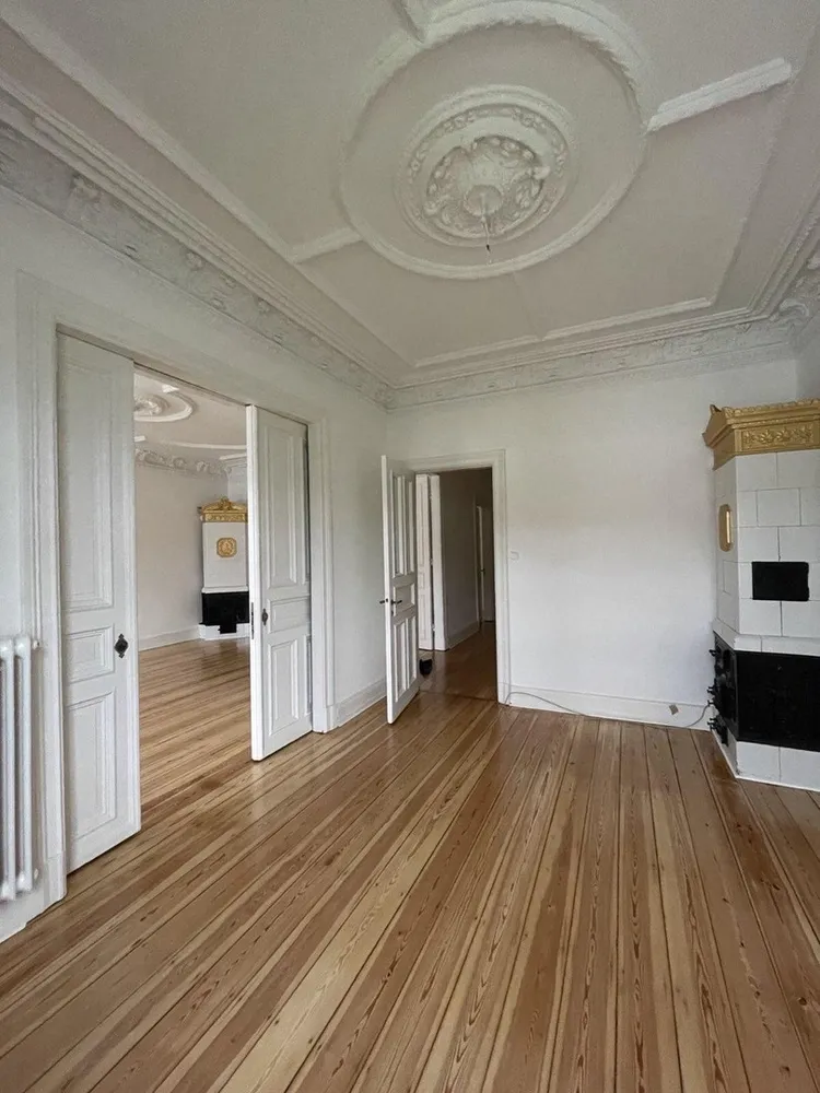 6 Zimmer Wohnung mit 138 m² in Hamburg – Bild 2