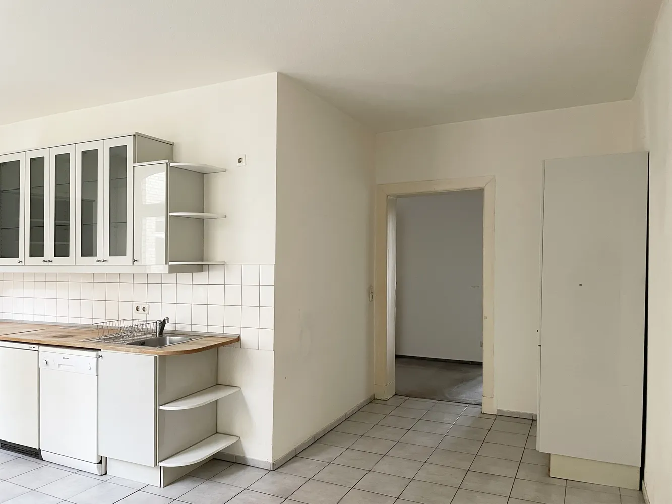 3 Zimmer Wohnung mit 106 m² in Halle (Saale) – Bild 6