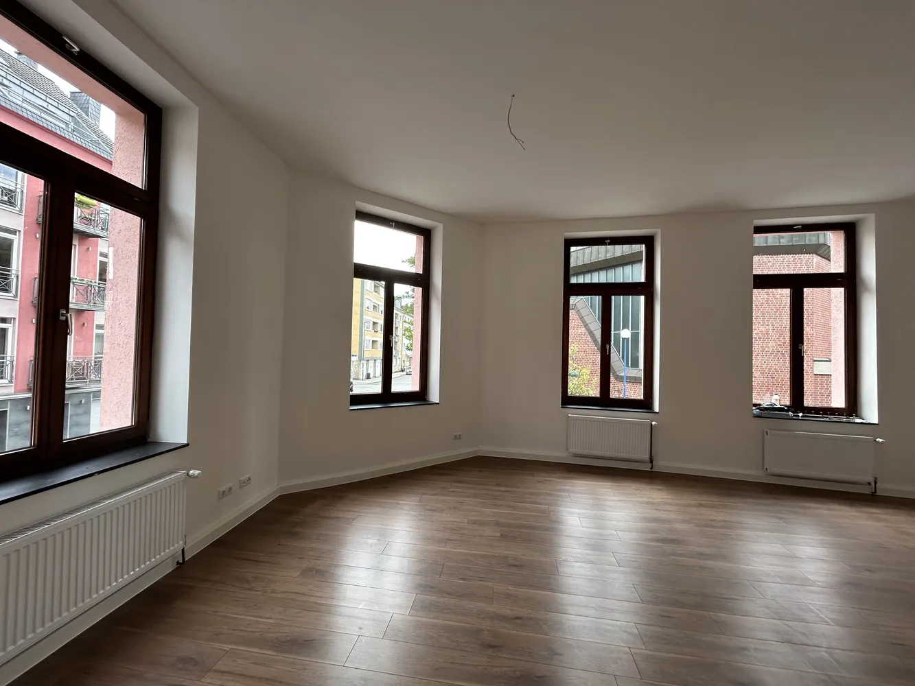 2 Zimmer Wohnung mit 83 m² in Aachen – Bild 1