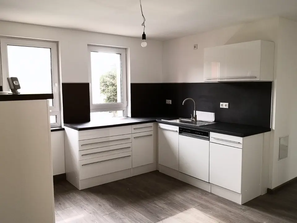 4 Zimmer Wohnung mit 104 m² in Rudolstadt – Bild 2