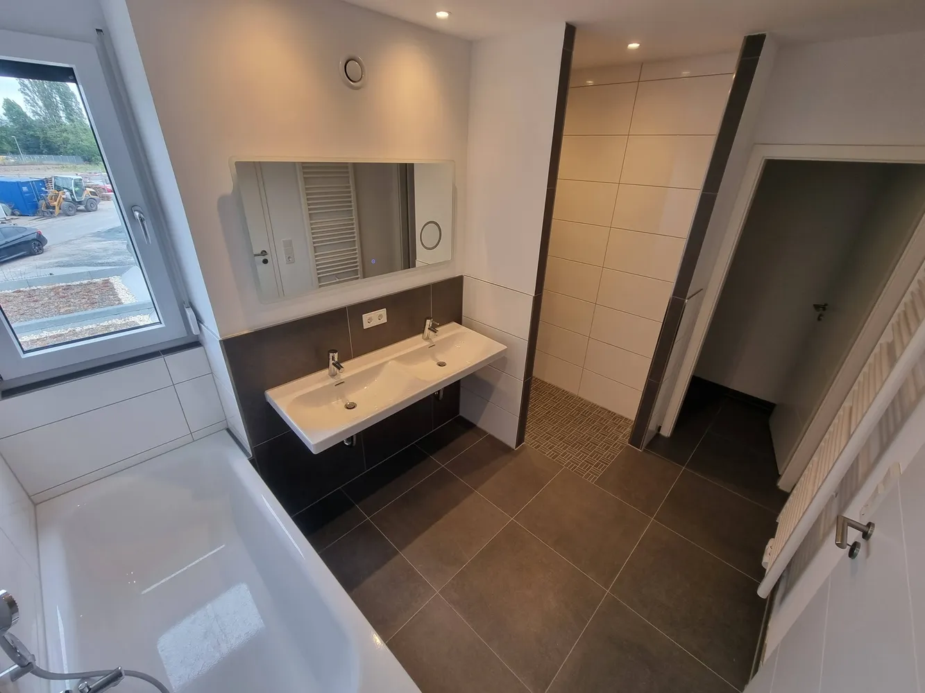 5 Zimmer Haus mit 143 m² in Wiesbaden – Bild 12
