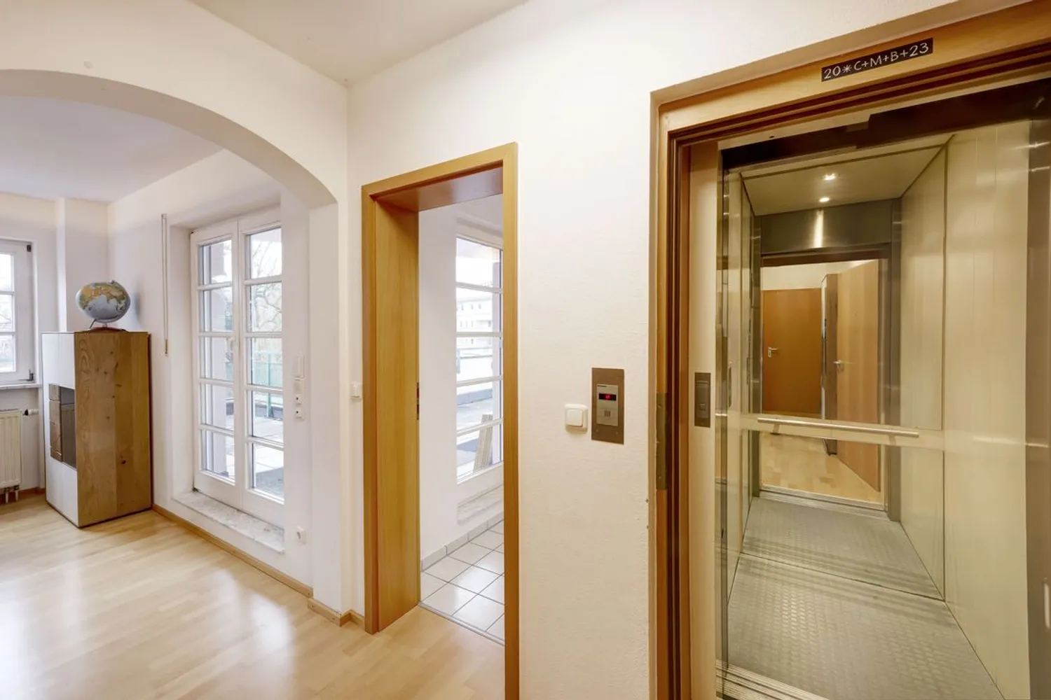 3 Zimmer Wohnung mit 120 m² in München – Bild 6
