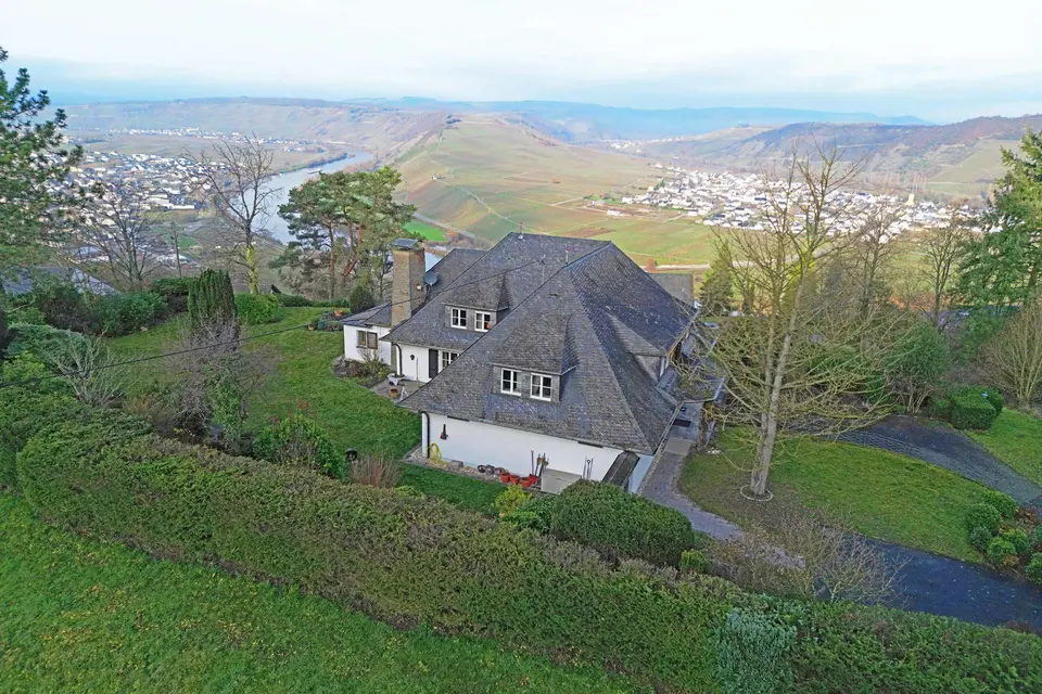 8 Zimmer Haus mit 270 m² in Trier – Bild 2