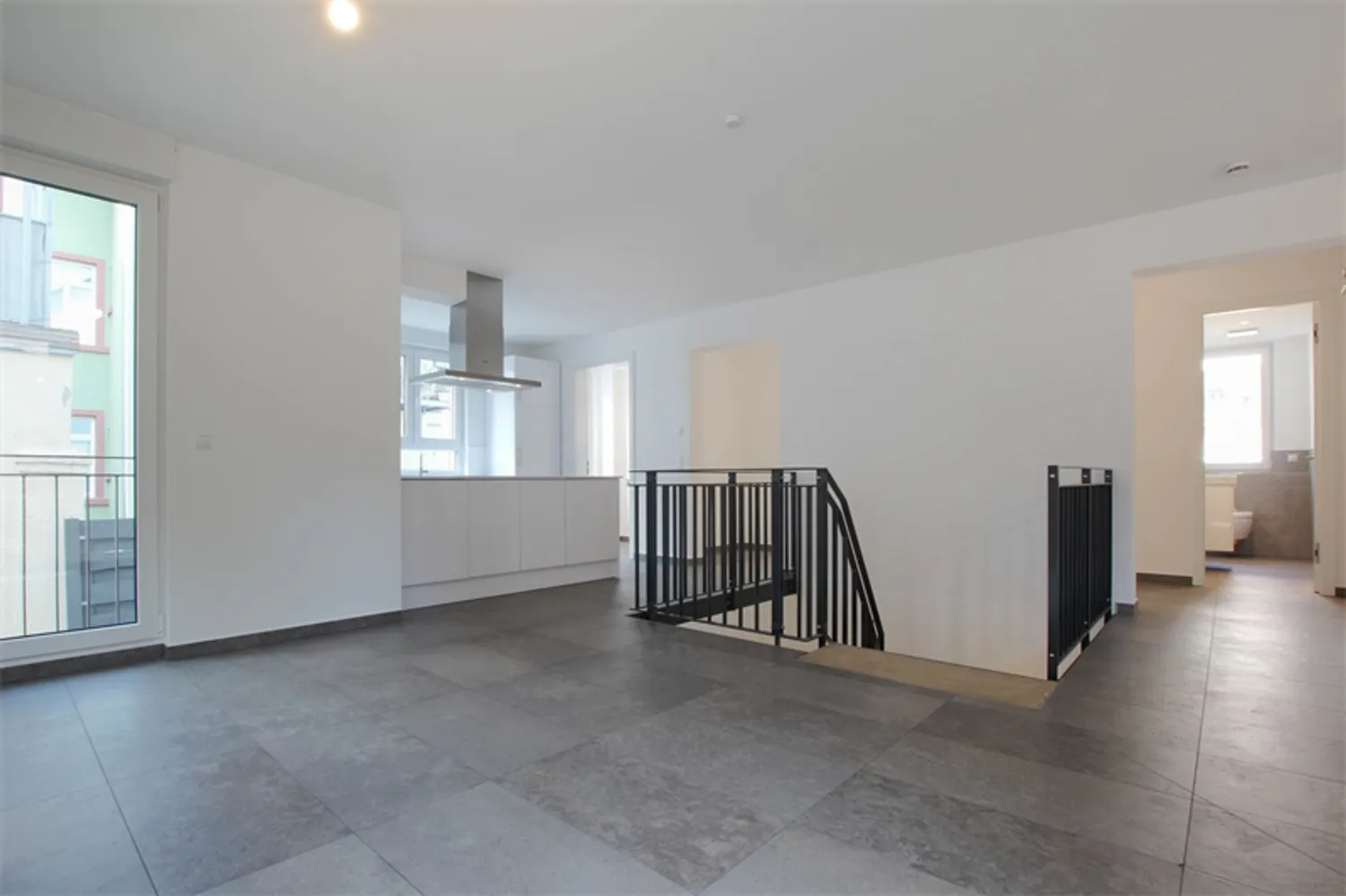 4 Zimmer Wohnung mit 145 m² in Frankfurt am Main – Bild 4