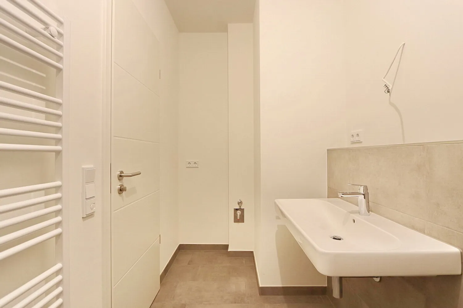 2 Zimmer Wohnung mit 84 m² in Hamburg – Bild 8