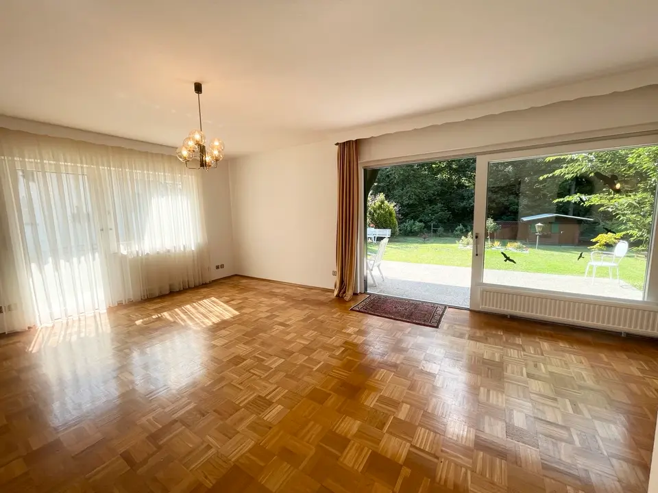 5 Zimmer Haus mit 160 m² in Saarbrücken – Bild 1