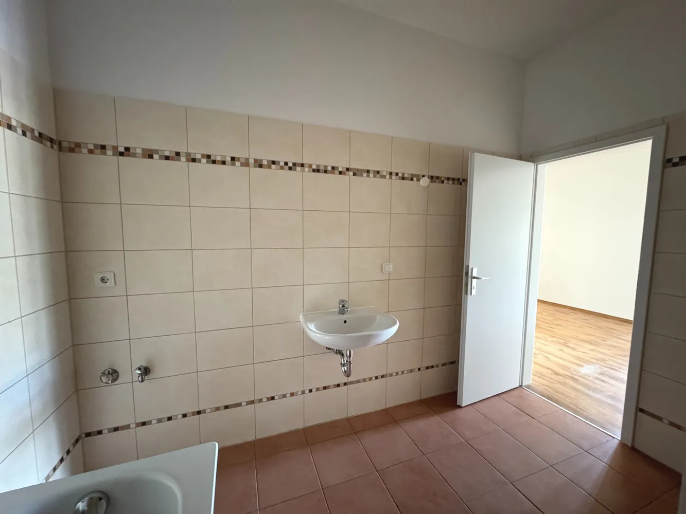 4 Zimmer Wohnung mit 94 m² in Magdeburg – Bild 4