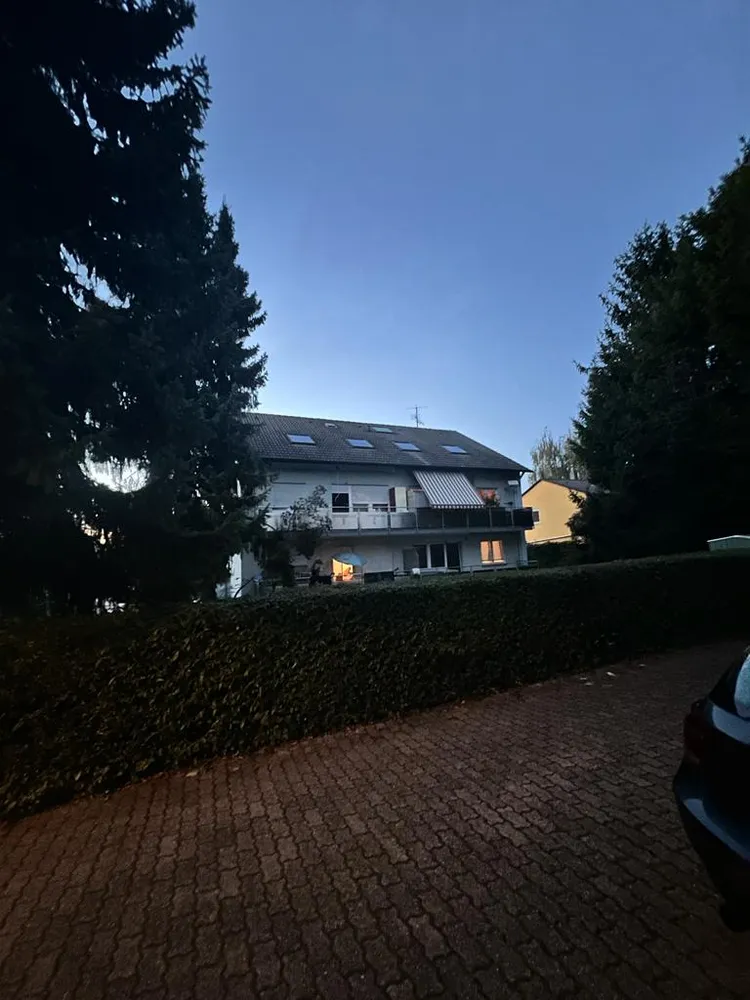 4 Zimmer Wohnung mit 112 m² in Karlsruhe – Bild 2