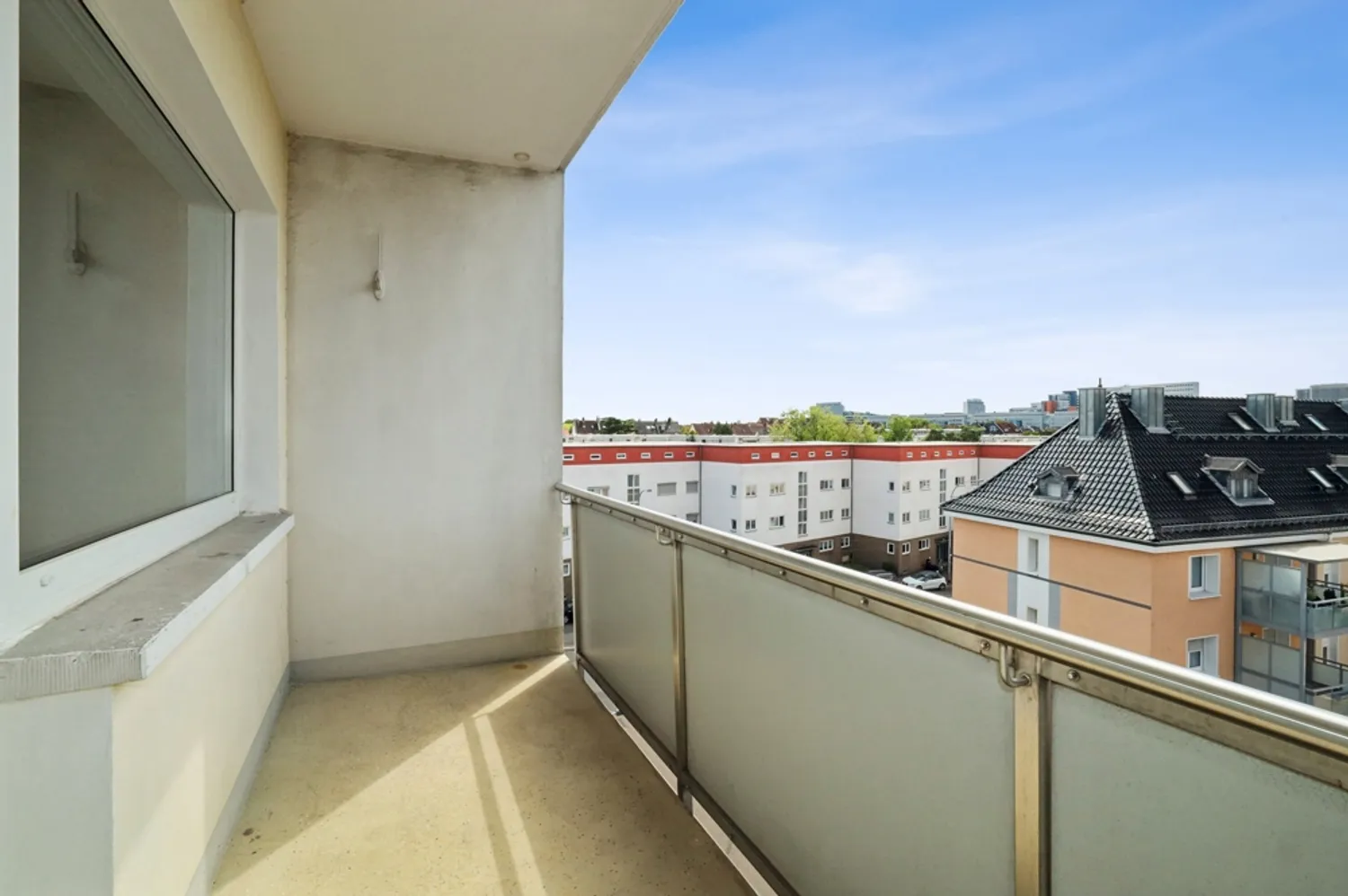 2 Zimmer Wohnung mit 55 m² in Frankfurt am Main – Bild 10