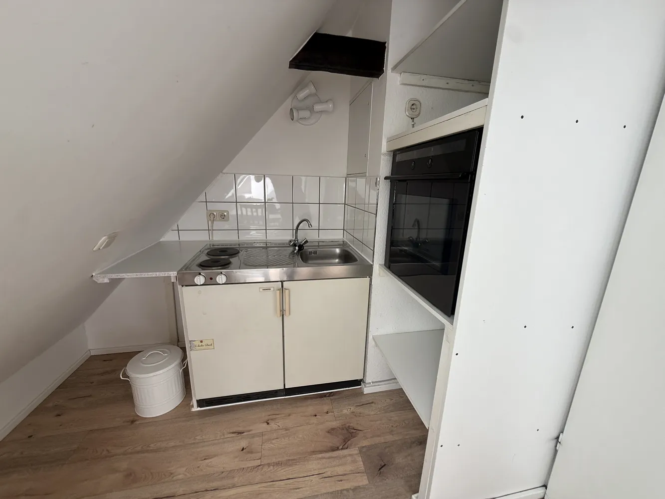 1 Zimmer Wohnung mit 30 m² in Köln – Bild 7