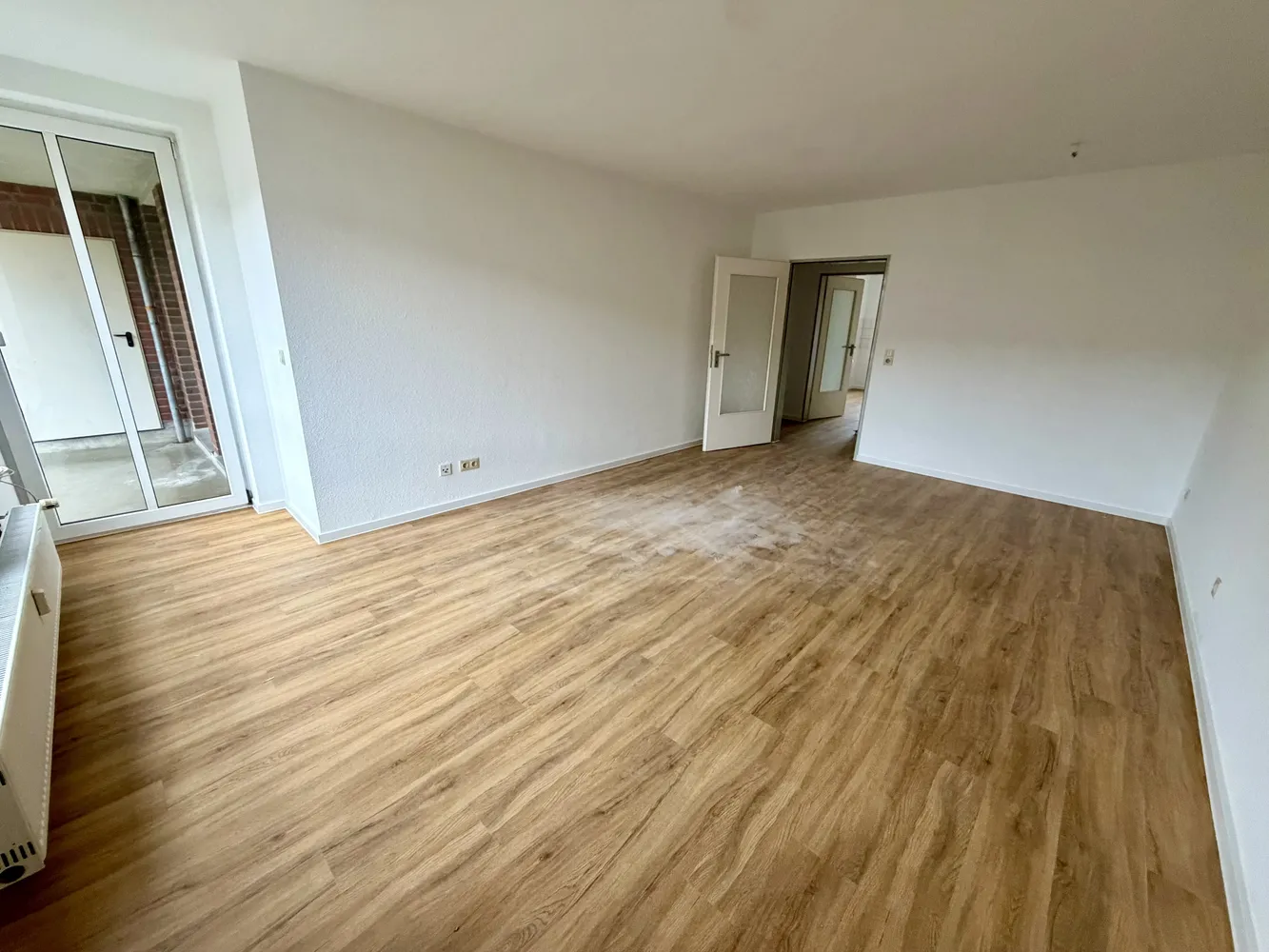 4 Zimmer Wohnung mit 94 m² in Hannover – Bild 2