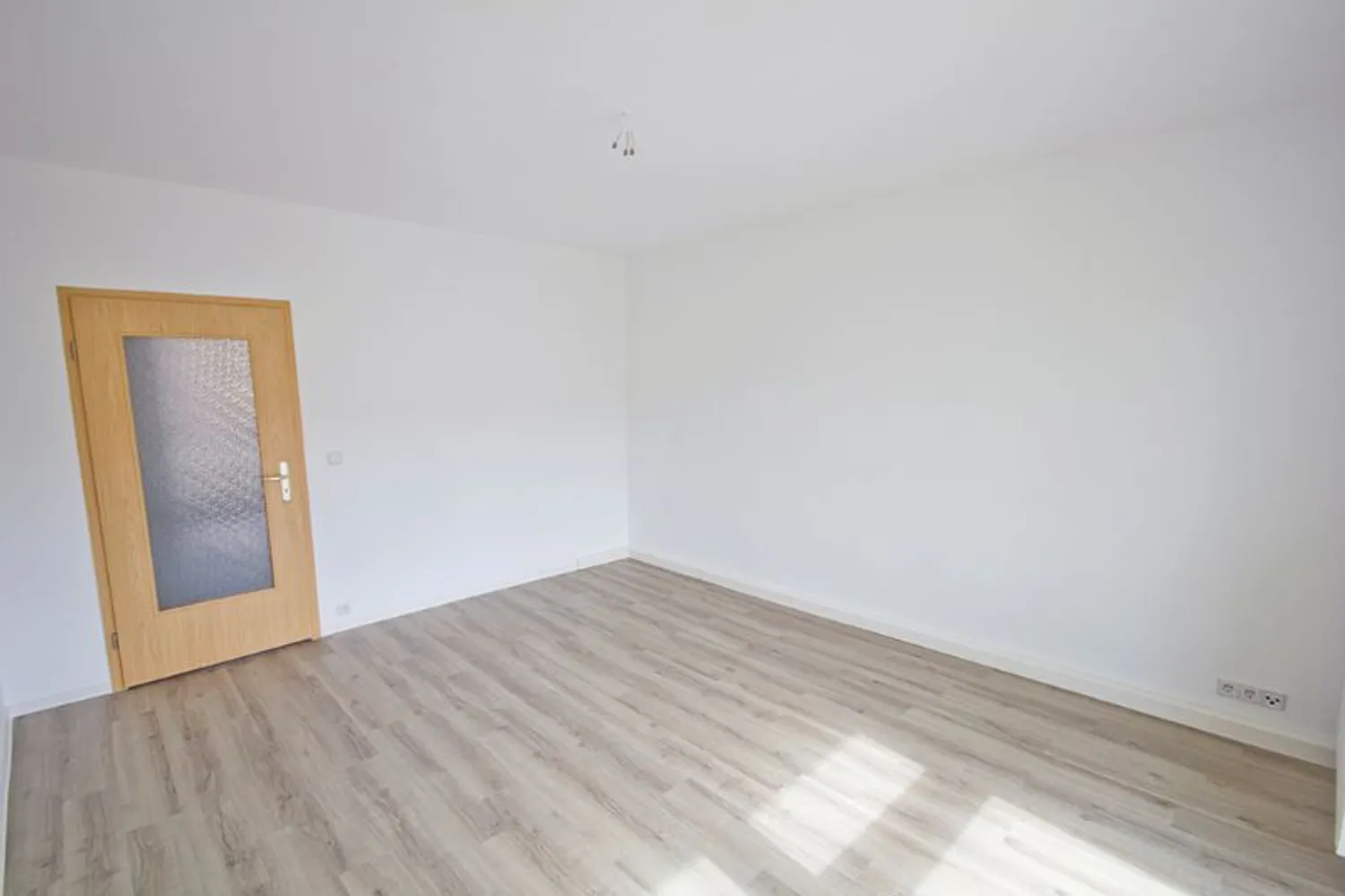 3 Zimmer Wohnung mit 58 m² in Halle (Saale) – Bild 3