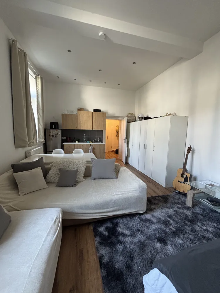 1 Zimmer Wohnung mit 32 m² in Düsseldorf – Bild 2