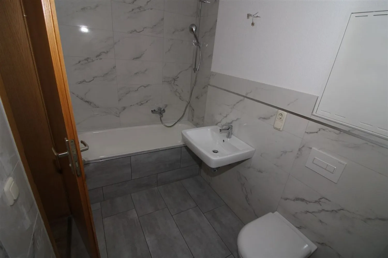 3 Zimmer Wohnung mit 63 m² in Plauen – Bild 3