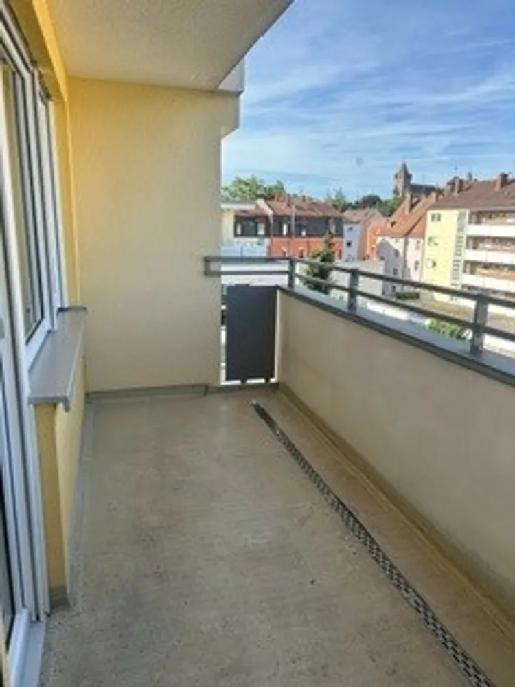 2 Zimmer Wohnung mit 63 m² in Nürnberg – Bild 1