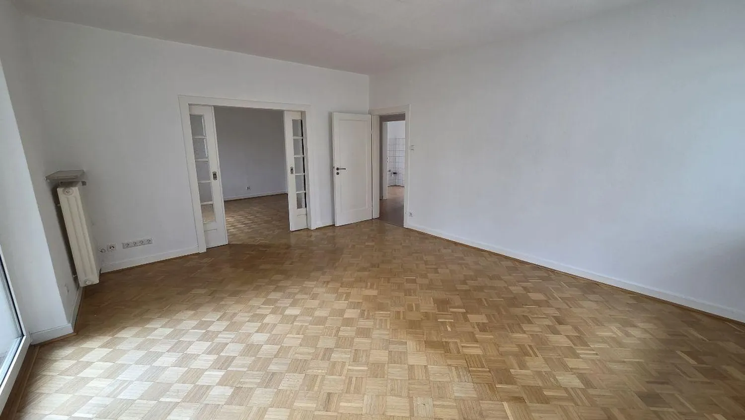 4 Zimmer Wohnung mit 100 m² in Bielefeld – Bild 2