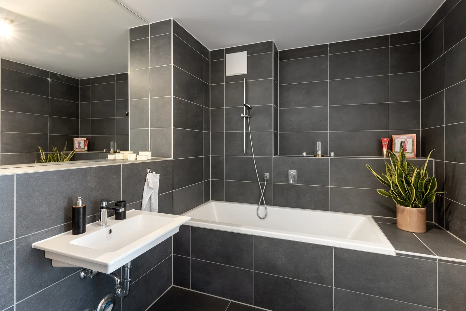 5 Zimmer Wohnung mit 125 m² in München – Bild 8