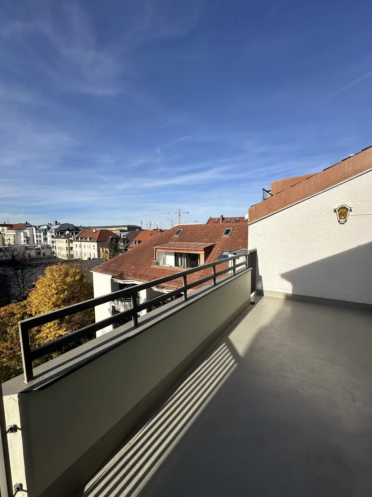 3 Zimmer Wohnung mit 120 m² in München – Bild 11