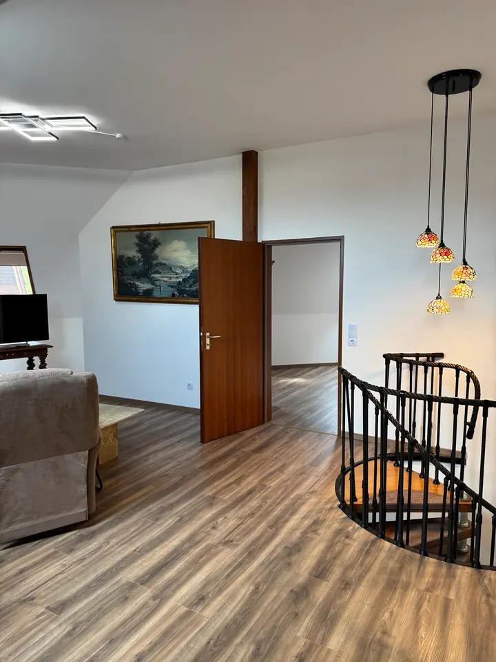 5 Zimmer Wohnung mit 120 m² in Freiburg im Breisgau – Bild 1