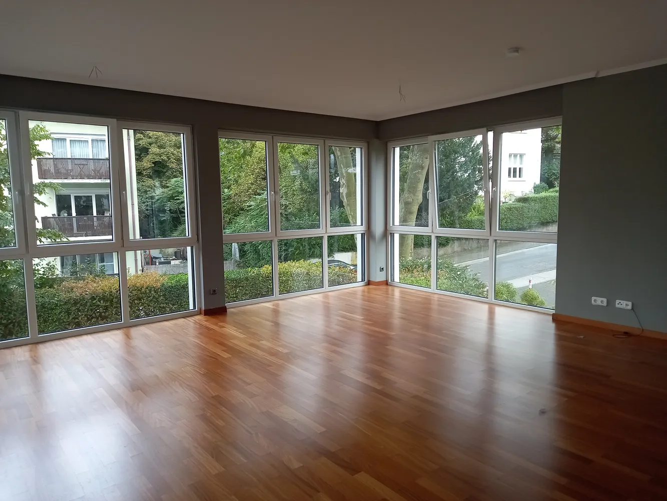 5 Zimmer Wohnung mit 208 m² in Wiesbaden – Bild 4