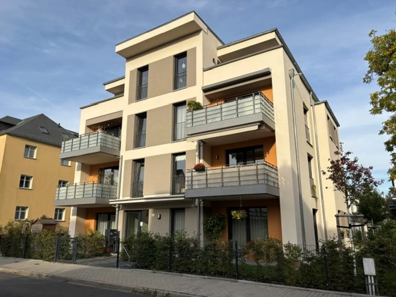 3 Zimmer Wohnung mit 74 m² in Dresden – Bild 4