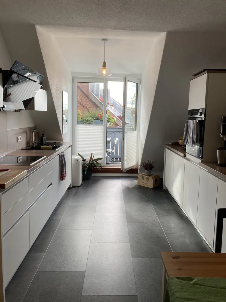 5 Zimmer Wohnung mit 125 m² in Nürnberg – Bild 1