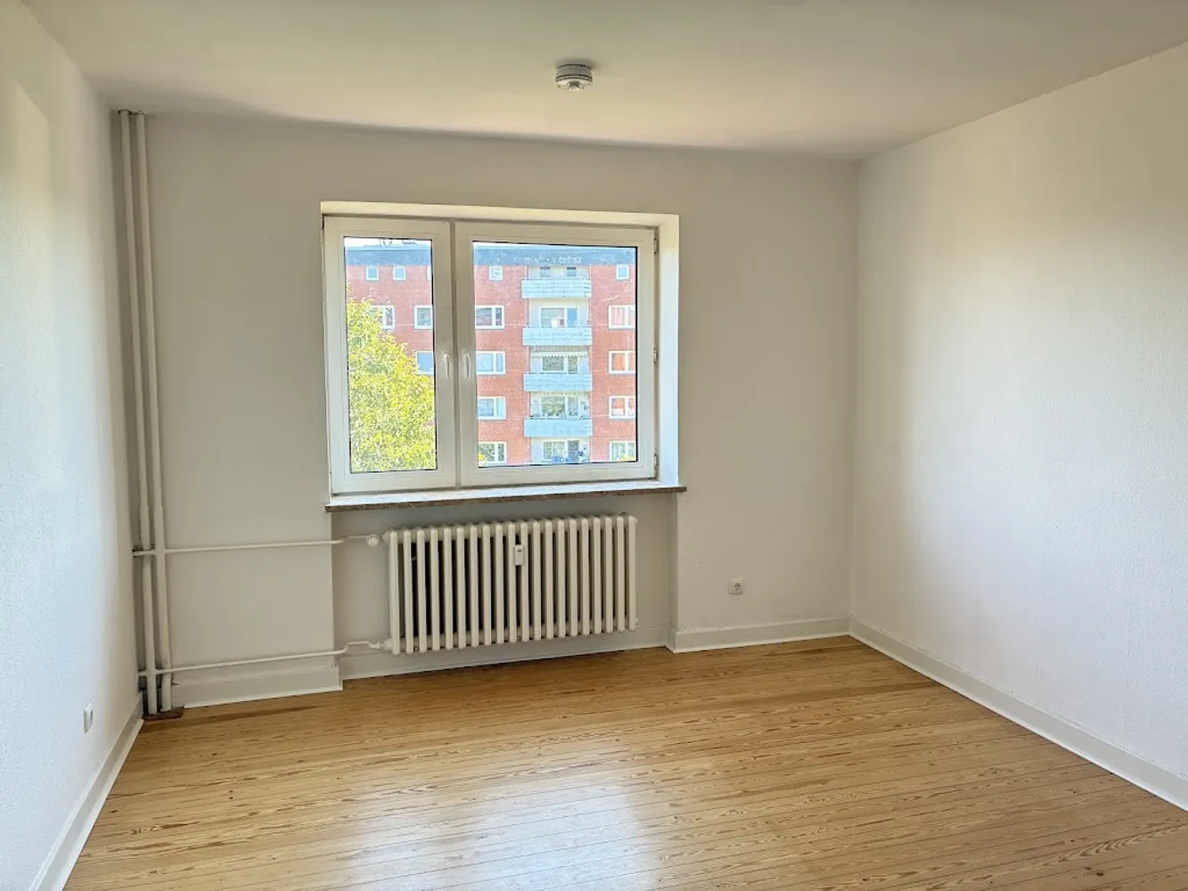 3 Zimmer Wohnung mit 74 m² in Kiel – Bild 2