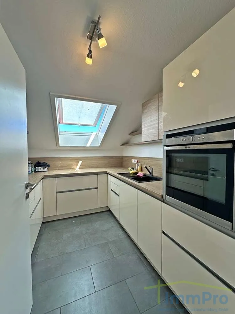 4 Zimmer Wohnung mit 99 m² in Tübingen – Bild 3
