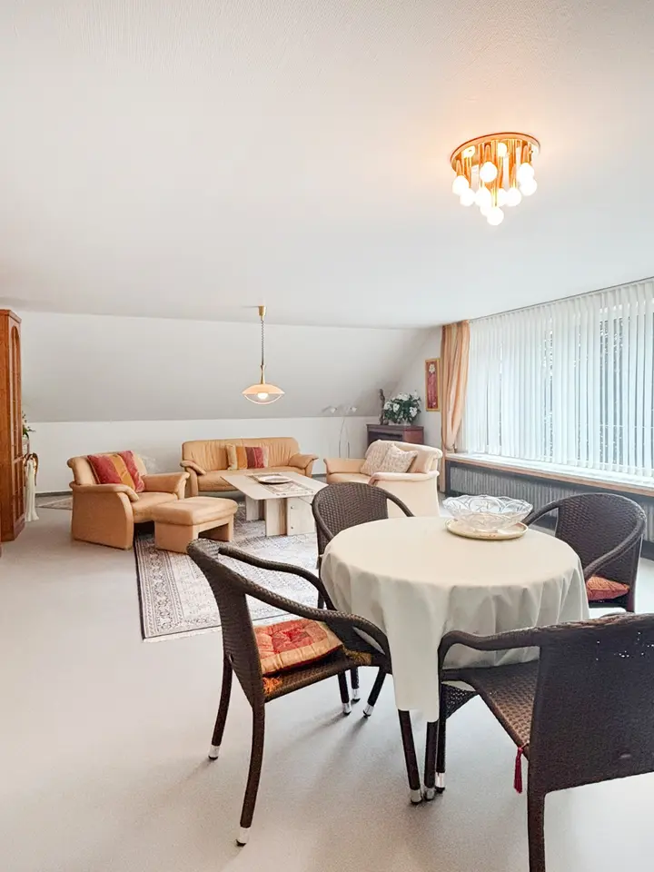 4 Zimmer Wohnung mit 170 m² in Wilhelmshaven – Bild 6