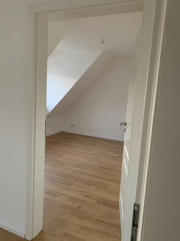 4 Zimmer Wohnung mit 80 m² in Hannover – Bild 2