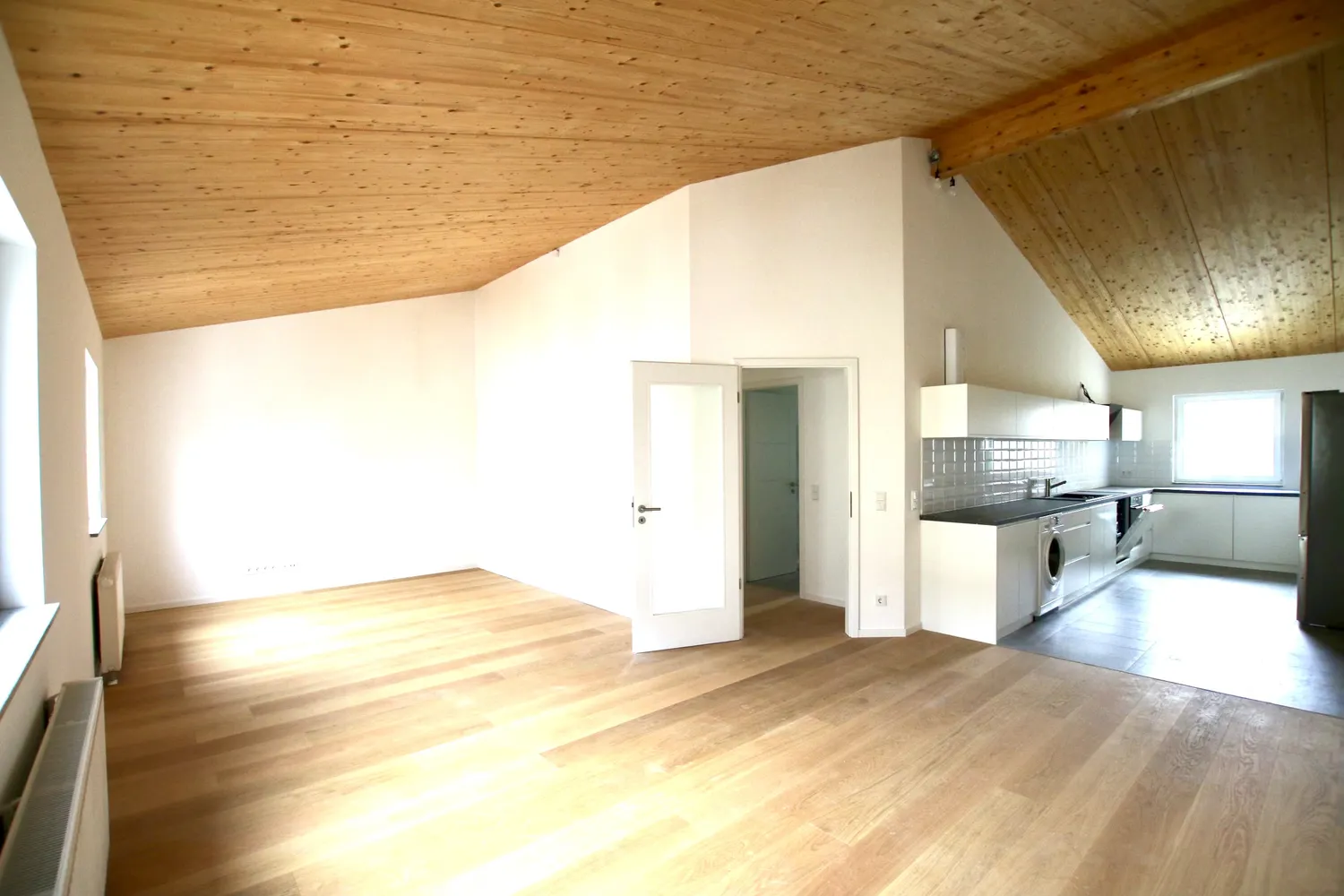 3 Zimmer Wohnung mit 110 m² in Berlin – Bild 1