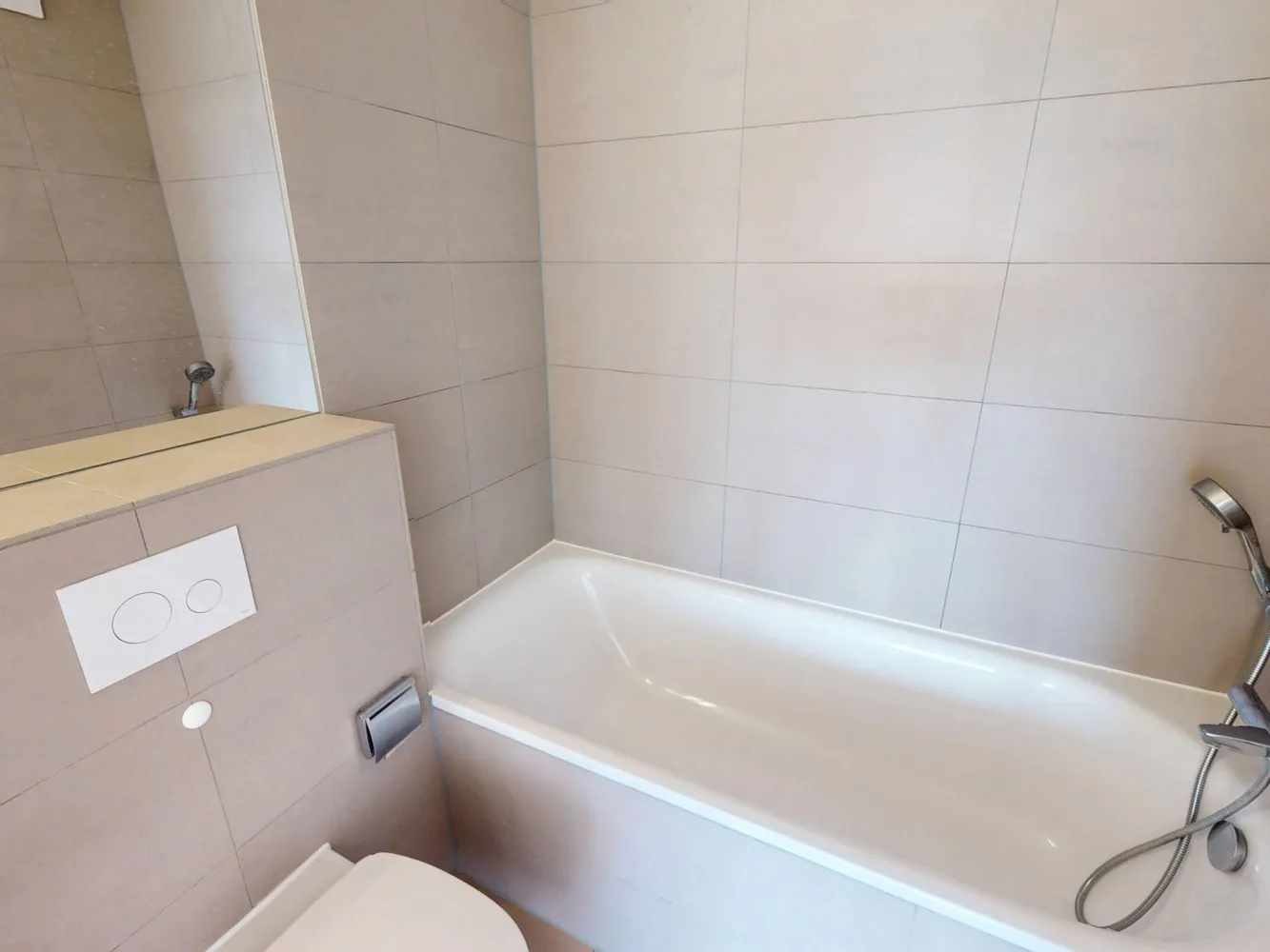 5 room apartment with 112 m² in Berlin – Photo 9