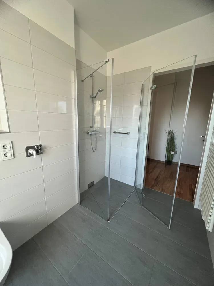 2 Zimmer Wohnung mit 42 m² in Halle (Saale) – Bild 4