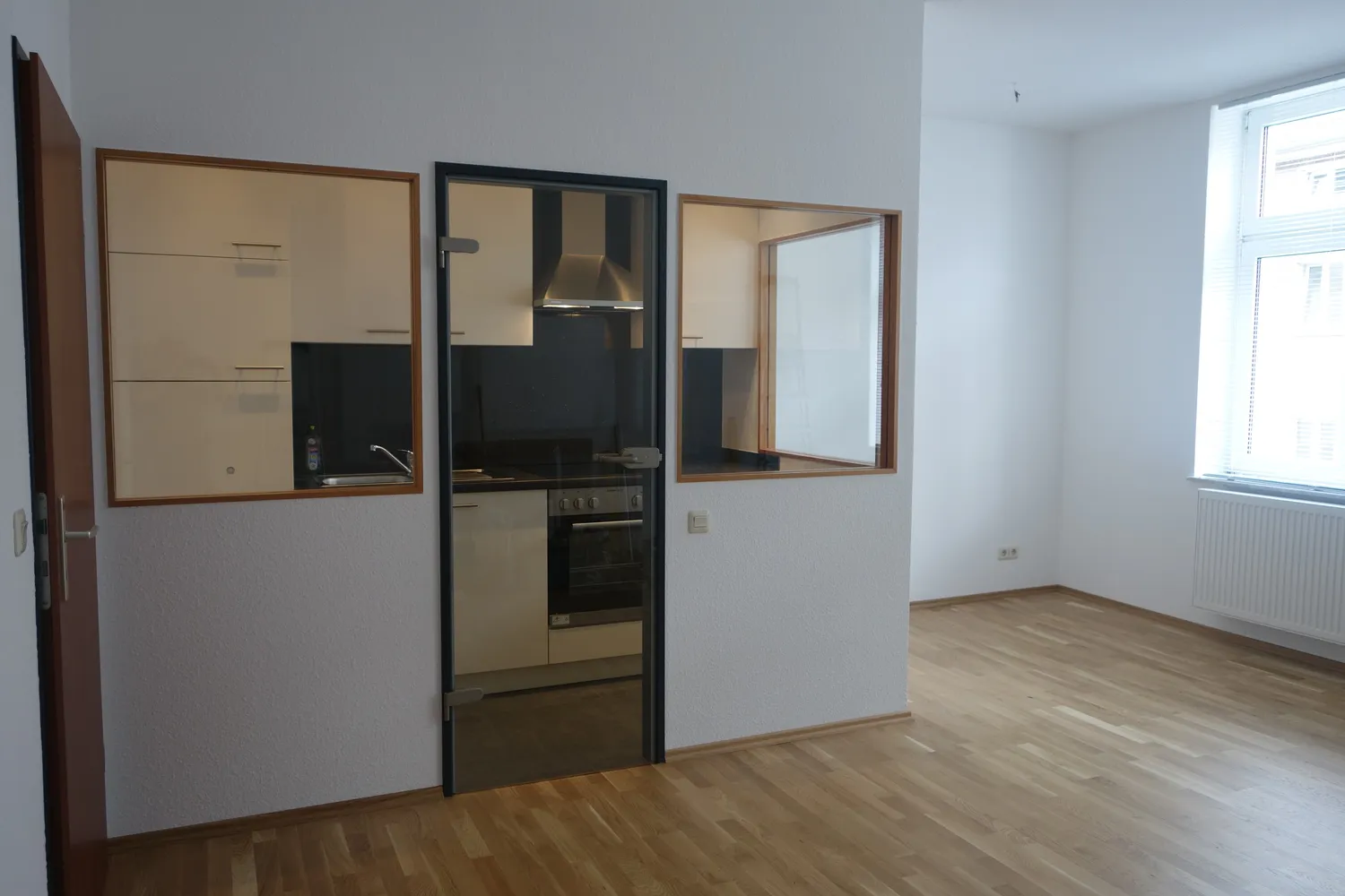 2 room apartment with 43 m² in Düsseldorf – Photo 4