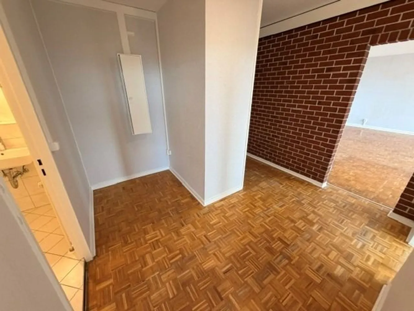 2 Zimmer Wohnung mit 84 m² in Berlin – Bild 1