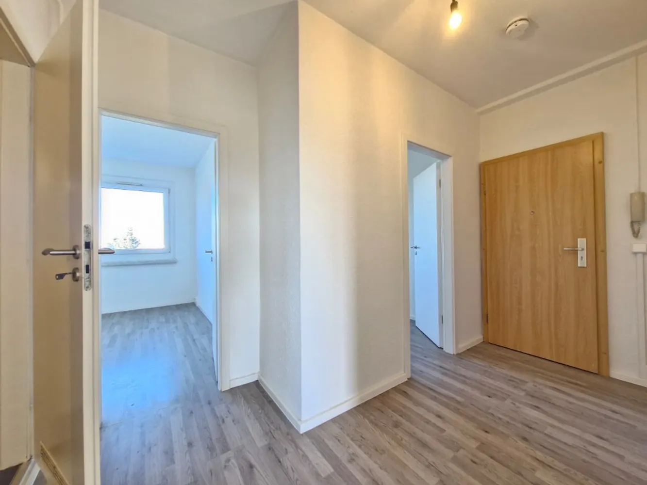 4 Zimmer Wohnung mit 69 m² in Chemnitz – Bild 12