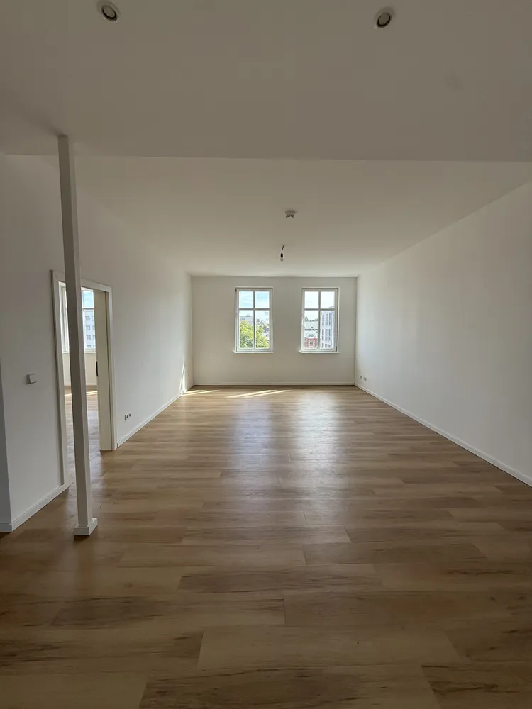3 Zimmer Wohnung mit 118 m² in Berlin – Bild 1