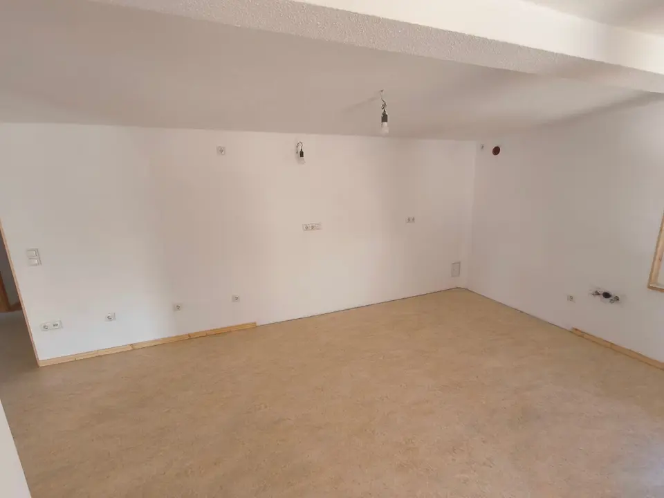 6 Zimmer Wohnung mit 142 m² in Coburg – Bild 9