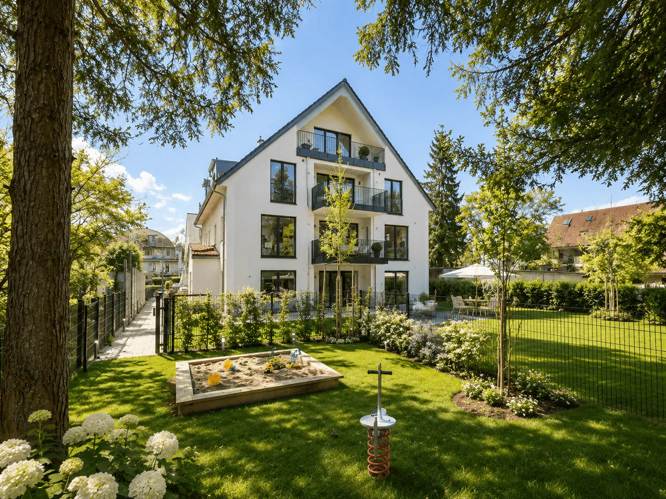 5 Zimmer Wohnung mit 156 m² in München – Bild 10