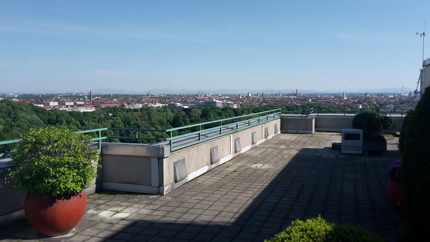 2 Zimmer Wohnung mit 64 m² in München – Bild 3