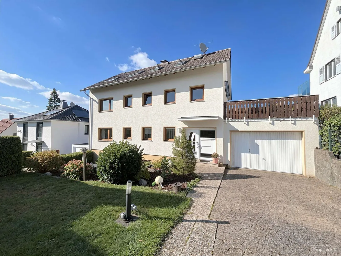 3 Zimmer Wohnung mit 107 m² in Wuppertal – Bild 1